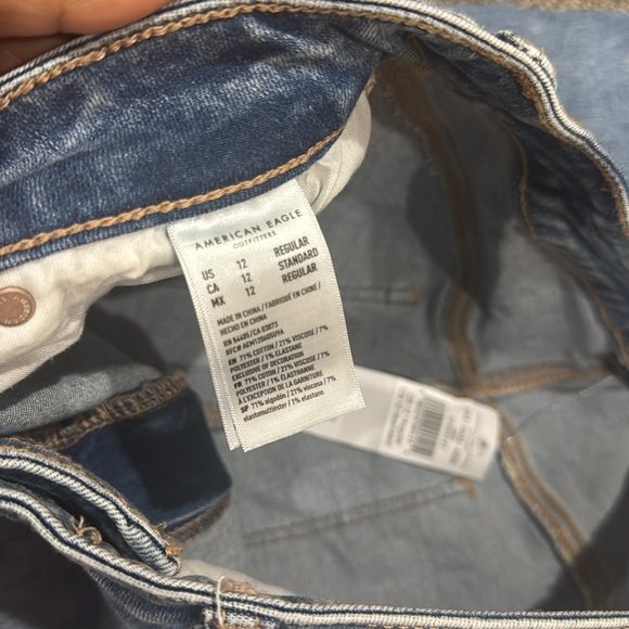 Distressed American eagle jeans - Picture 6 of 7